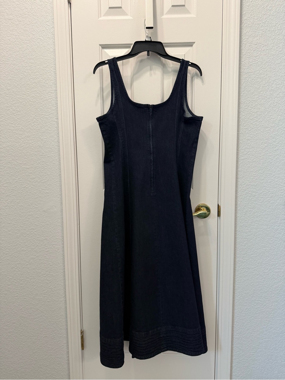 Banana Republic Midi Dress - Picture 5 of 10